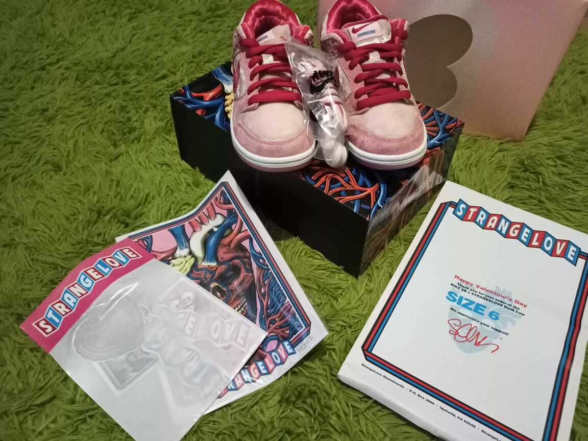Купить Кроссовки Nike SB Dunk Low 